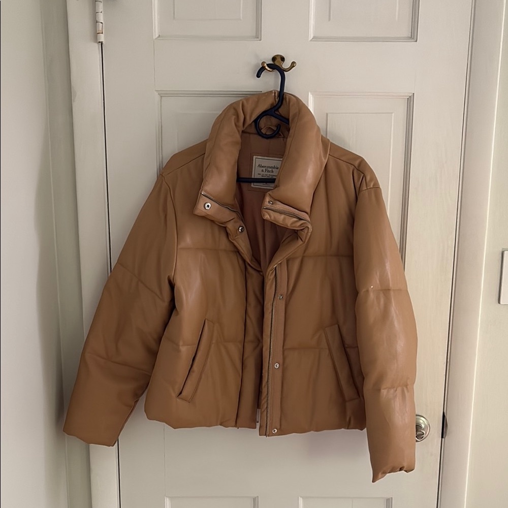 Abercrombie & Fitch Women's Tan Puffer Jacket